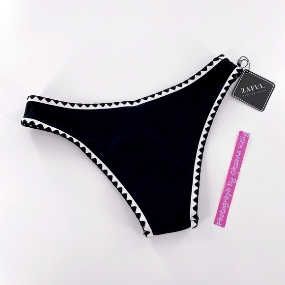 ZAFUL Black/White Bikini Bottom Sz US 4 - Picture 4 of 6